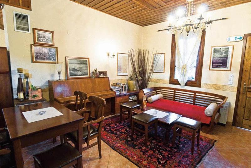 Villa Kastanodasos Emporio  Exterior photo